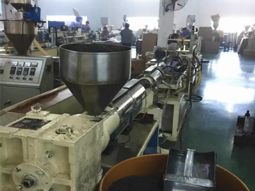 RESSA-FACTORY-1-1.webp